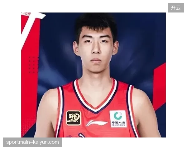徐昕以超过七成的投篮命中率成为广州队内线终结奇兵,其护筐能力已是球队防守基石 徐昕以超过七成的投篮命中率成为广州队内线终结奇兵,其护筐能力已是球队防守基石